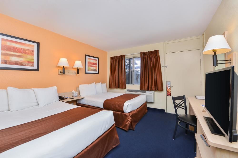 Days Inn By Wyndham New Philadelphia Eksteriør billede